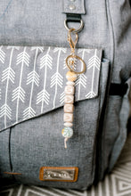 Load image into Gallery viewer, Boho Floral Keychain
